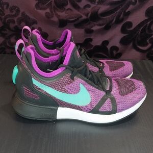 Nike Duel Racer Women's Purple and Teal Sneakers Suze 7.5